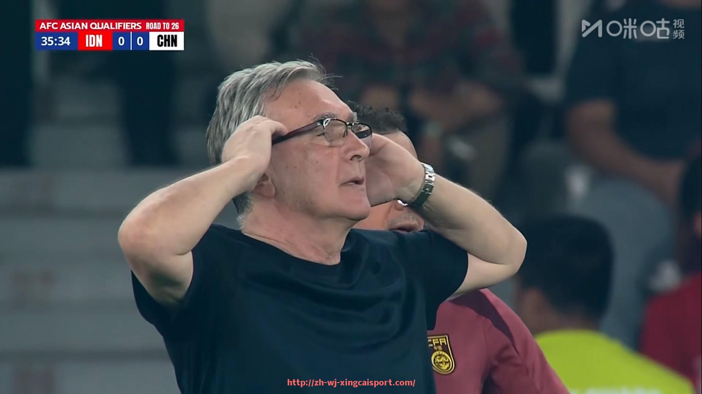 杏彩体育-英超球员聚餐文化及团队氛围揭秘