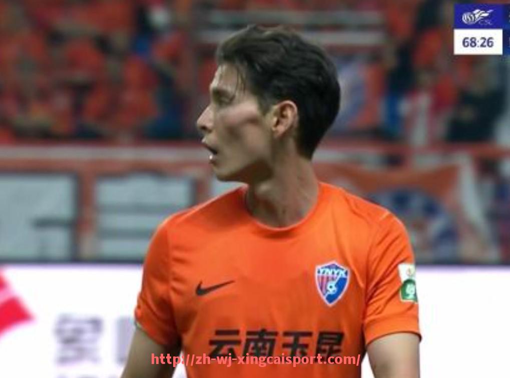 杏彩体育-火箭队对阵雷霆队的录像回放及关键战役分析